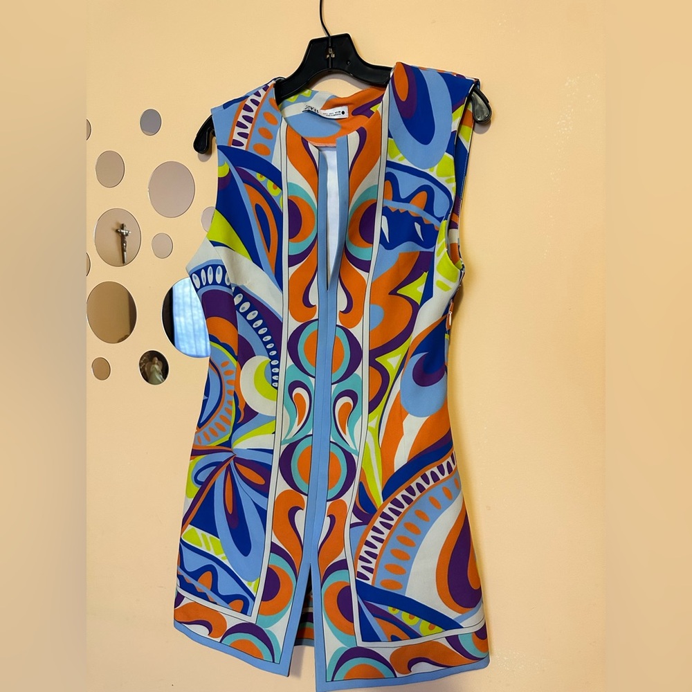 Women dress